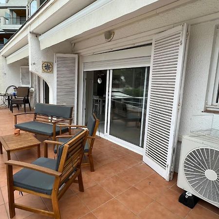 Precioso Apartamento Moderno En Primera Linea Del Mar Av-11 Roses Zewnętrze zdjęcie