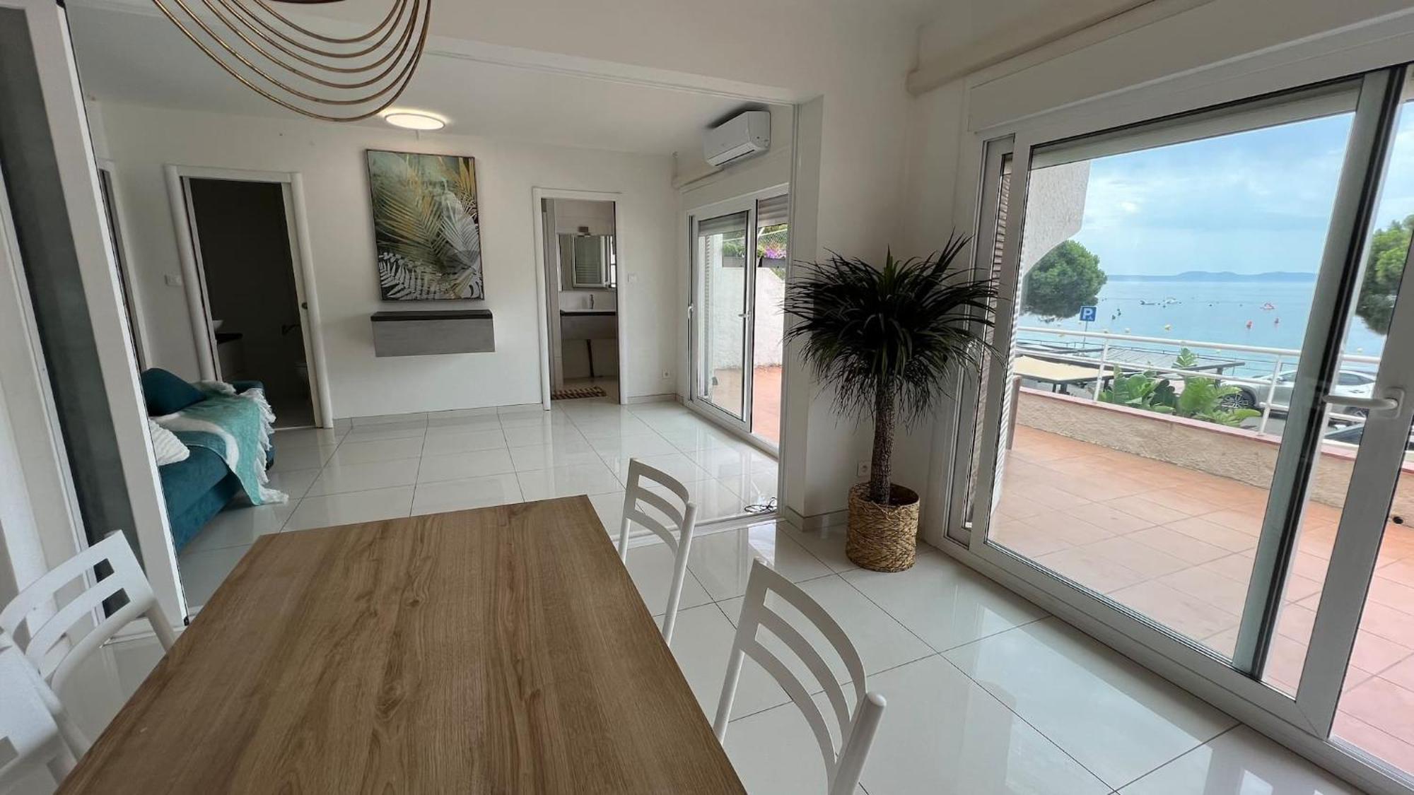 Precioso Apartamento Moderno En Primera Linea Del Mar Av-11 Roses Zewnętrze zdjęcie